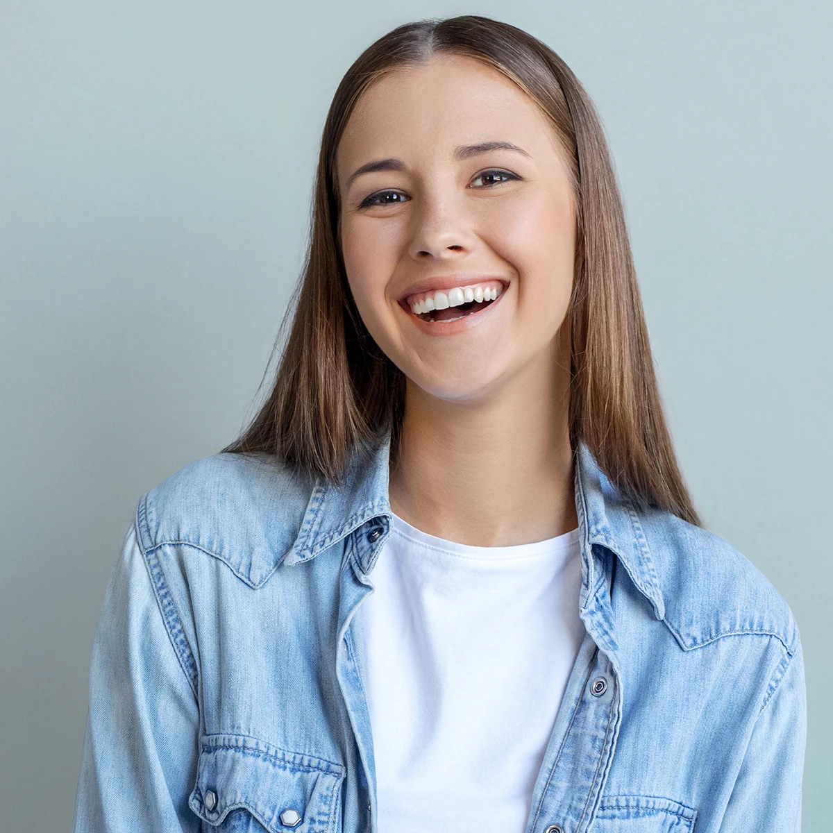 Brighten your smile with professional teeth whitening at Gentle Dental Care Belfast’s trusted dentist for safe, noticeable results.